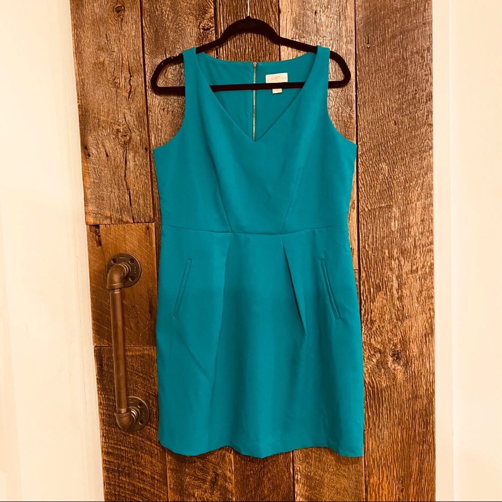 LOFT dress. Size 14 petite.
